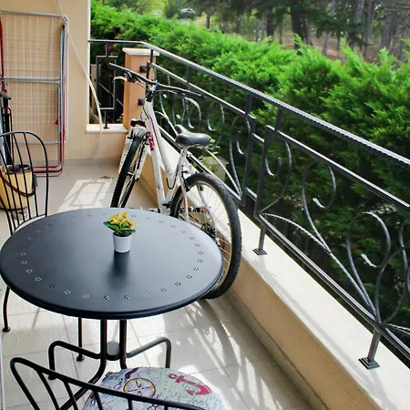 Apartament 1-bedroom With Pool & Free Parking, 300 M To The