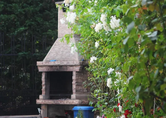 1-bedroom With Pool & Free Parking, 300 M To The * Pomorie