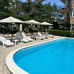 Apartament 1-bedroom With Pool & Free Parking, 300 M To The Gmina Pomorie