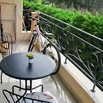 Apartament 1-bedroom With Pool & Free Parking, 300 M To The