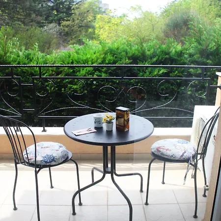 1-bedroom With Pool & Free Parking, 300 M To The דירה *